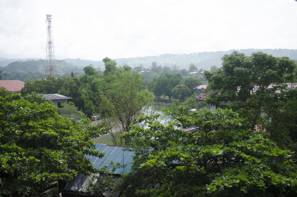 Julz Tropical Apartments Olongapo Εξωτερικό φωτογραφία
