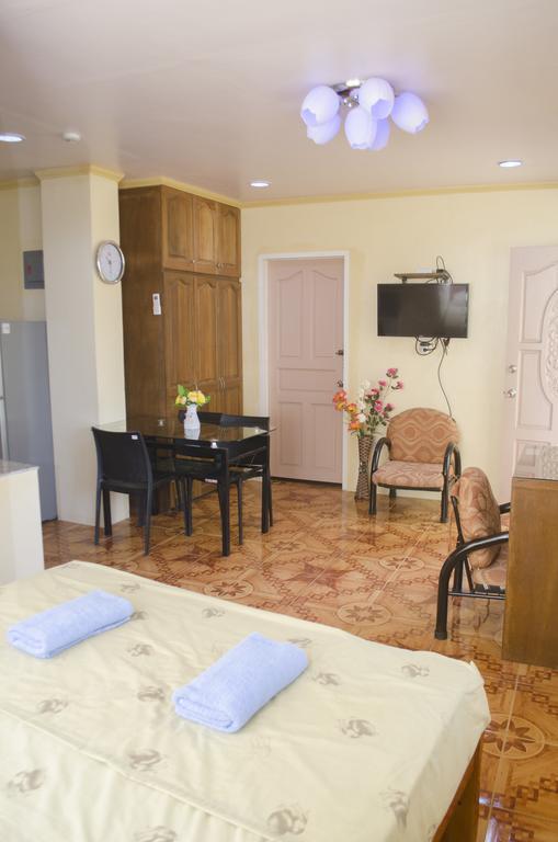 Julz Tropical Apartments Olongapo Εξωτερικό φωτογραφία